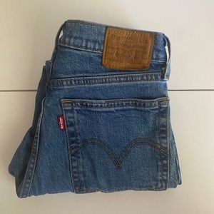levi’s wedgie straight jeans